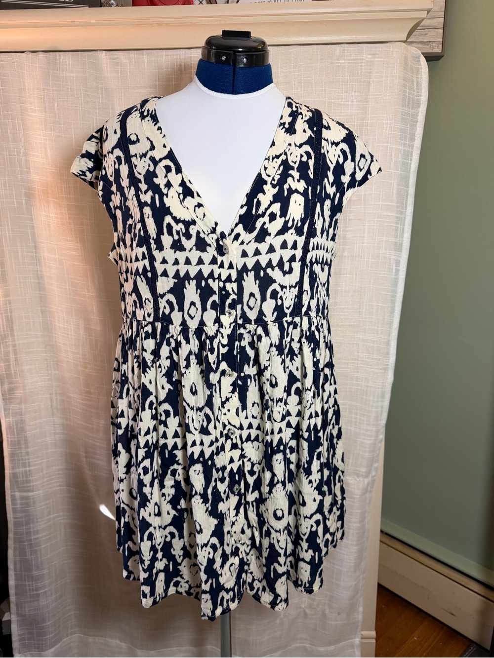 Vanessa Virginia Navy Ivory Printed Button Front Dress Size M